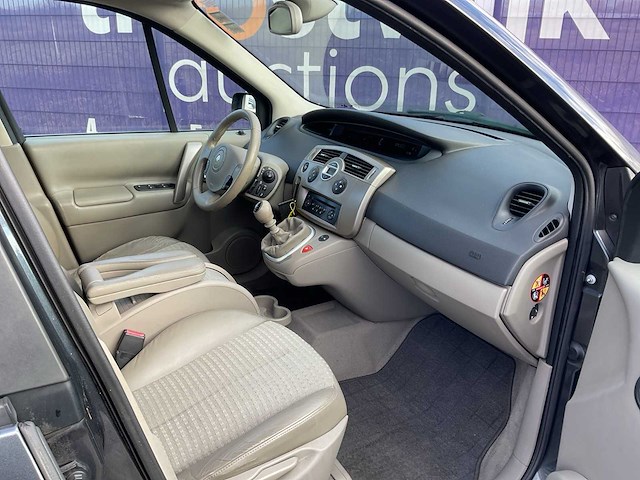 2006 - renault - scénic - 2.0-16v priv.luxe - personenauto - afbeelding 10 van  14