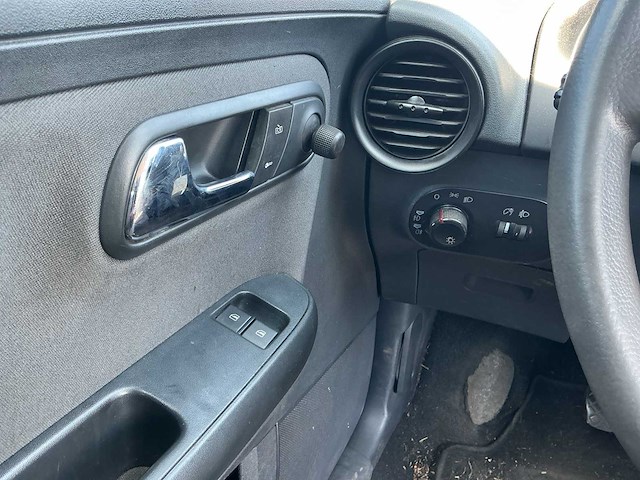 2006 - seat - ibiza - 1.4-16v sensation - personenauto - afbeelding 2 van  11