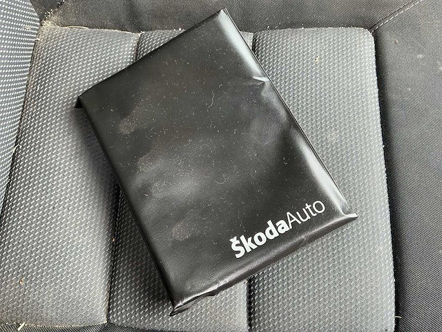 2006 - skoda - octavia combi - 1.6 ambiente - personenauto - afbeelding 4 van  12