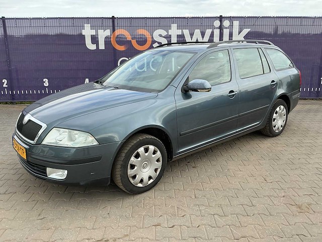 2006 - skoda - octavia combi - 1.6 ambiente - personenauto - afbeelding 1 van  12