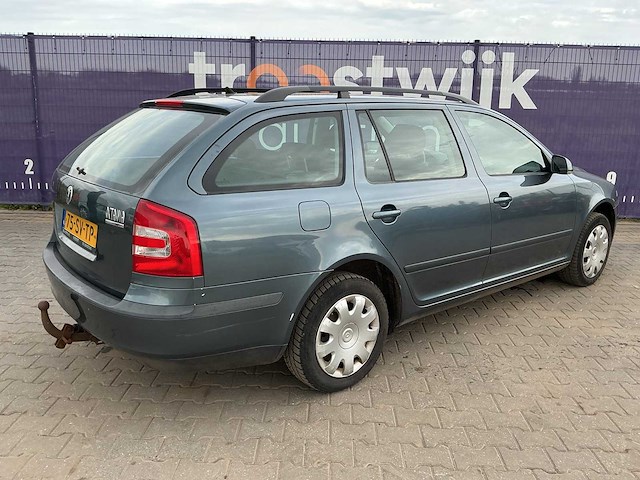 2006 - skoda - octavia combi - 1.6 ambiente - personenauto - afbeelding 7 van  12
