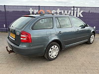 2006 - skoda - octavia combi - 1.6 ambiente - personenauto - afbeelding 7 van  12