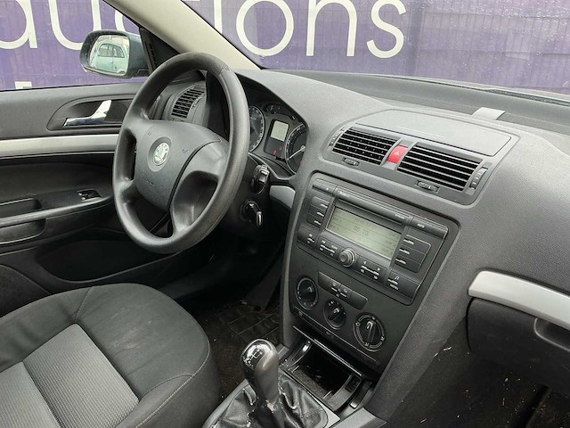 2006 - skoda - octavia combi - 1.6 ambiente - personenauto - afbeelding 10 van  12
