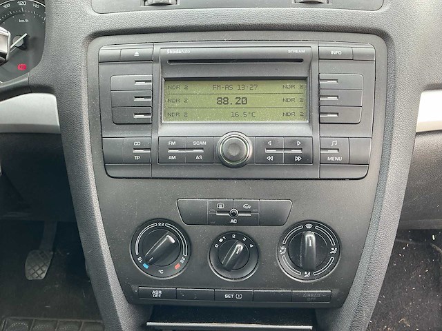 2006 - skoda - octavia combi - 1.6 ambiente - personenauto - afbeelding 9 van  12