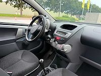 2006 - toyota - aygo - 1.0-12v sport - personenauto - afbeelding 8 van  19
