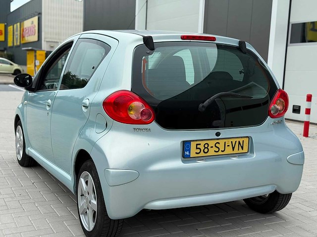 2006 - toyota - aygo - 1.0-12v sport - personenauto - afbeelding 2 van  19