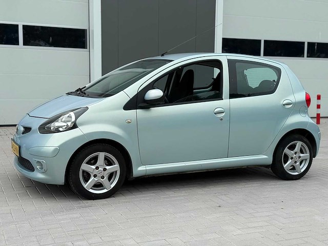 2006 - toyota - aygo - 1.0-12v sport - personenauto - afbeelding 13 van  19