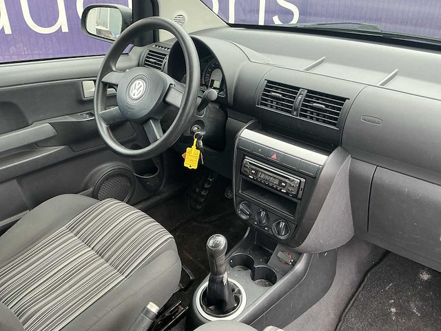 2006 - volkswagen - fox - 1.2 trendline - personenauto - afbeelding 10 van  12