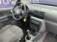 2006 - volkswagen - fox - 1.2 trendline - personenauto - afbeelding 10 van  12