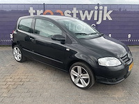 2006 - volkswagen - fox - 1.4 trendline - personenauto - afbeelding 2 van  12