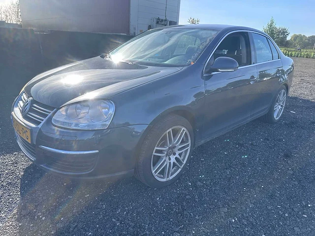 2006 - volkswagen - jetta - 1.6 fsi comfortline - 80-sl-pg - afbeelding 1 van  18