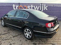 2006 - volkswagen - passat - 2.0 fsi highline - personenauto - afbeelding 3 van  5