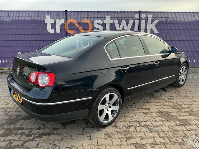 2006 - volkswagen - passat - 2.0 fsi highline - personenauto - afbeelding 4 van  5