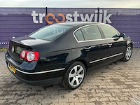 2006 - volkswagen - passat - 2.0 fsi highline - personenauto - afbeelding 4 van  5