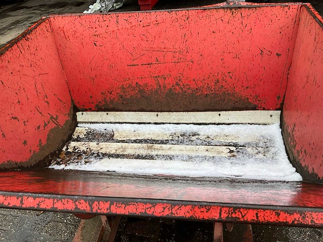 2006 750 ltr kantelbak - afbeelding 5 van  7