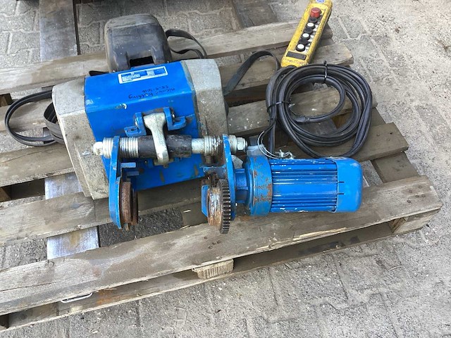 2006 abus gm 4 500 5-2 kettingtakel - afbeelding 6 van  7