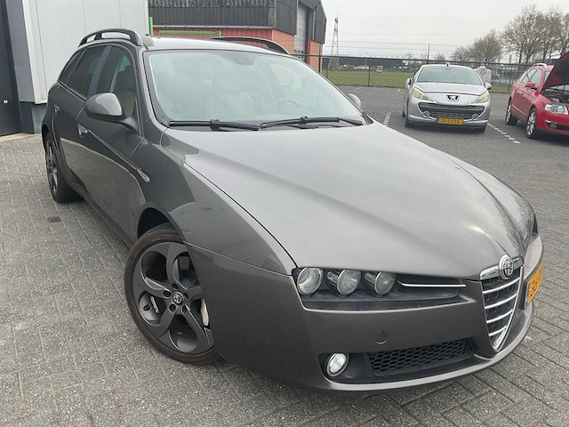 2006 alfa romeo 159 sportwagon 3.2 jts q4 dist. personenauto - afbeelding 11 van  13