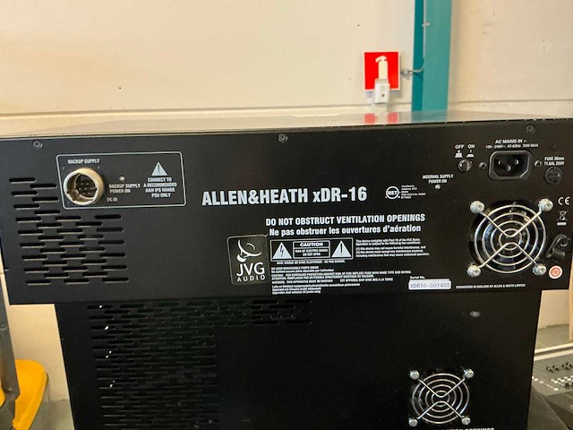 2006 allen&heath ilive r80 digitale mengtafel set - afbeelding 5 van  15