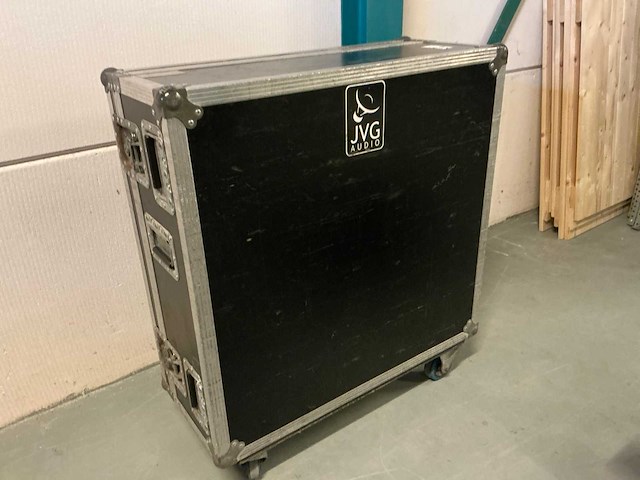 2006 allen&heath ilive r80 digitale mengtafel set - afbeelding 7 van  15