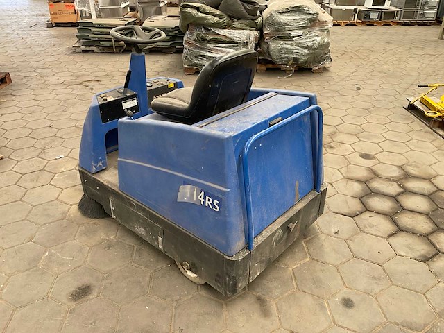 2006 alto 114rs zelfrijdende veegmachine - afbeelding 3 van  6