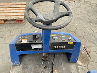 2006 alto 114rs zelfrijdende veegmachine - afbeelding 4 van  6