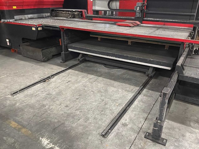 2006 amada lc1212a4nt cnc-gestuurde lasersnijmachine - afbeelding 8 van  30