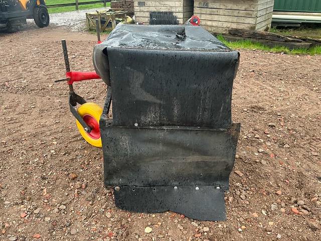 2006 apkil z-222 straatveegmachine - afbeelding 4 van  11