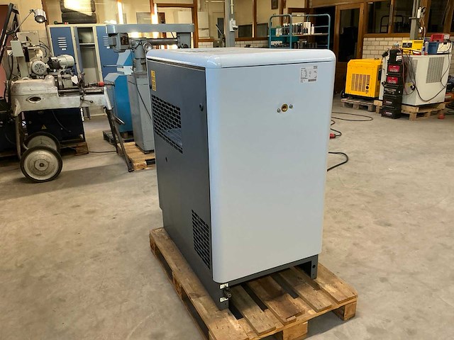 2006 atlas copco ga11vsd ff schroefcompressor - afbeelding 18 van  22