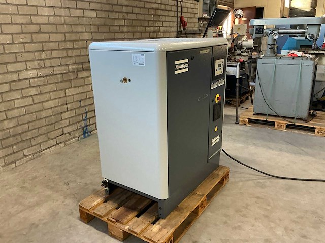 2006 atlas copco ga11vsd ff schroefcompressor - afbeelding 19 van  22