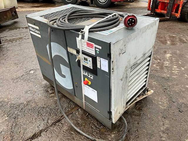 2006 atlas copco ga22 luchtcompressor - afbeelding 1 van  8