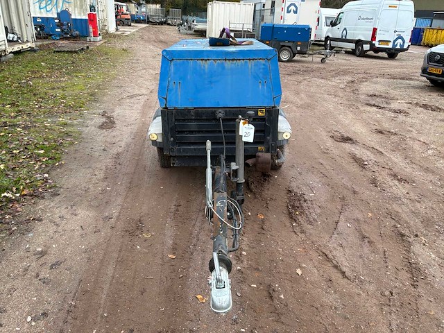 2006 atlas copco xas 5700 eurobox luchtcompressor - afbeelding 18 van  19