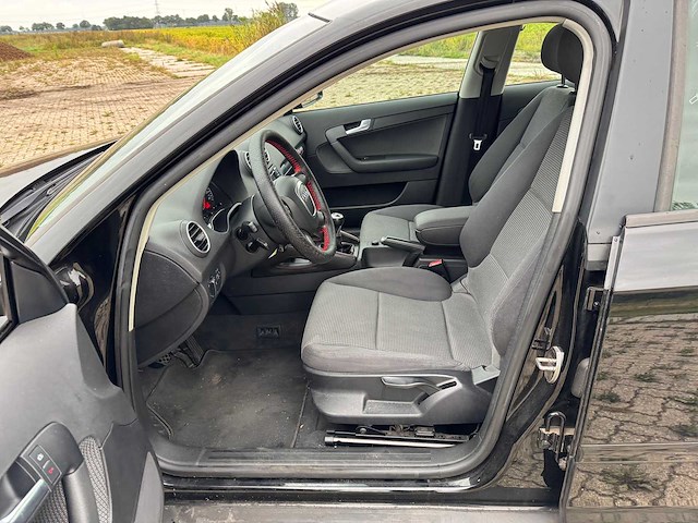 2006 audi a3 sportback 2.0 fsi attraction - afbeelding 8 van  29