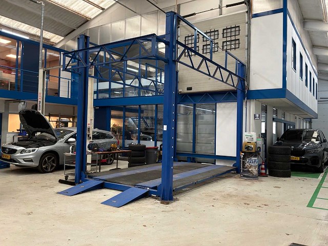 2006 auto lift 1900kg - afbeelding 1 van  8