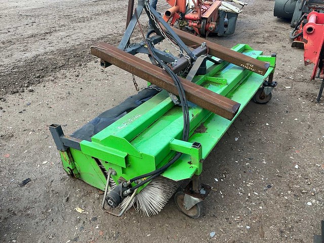 2006 bemo 2300 agrar hydraulische straatveegmachine - afbeelding 5 van  10