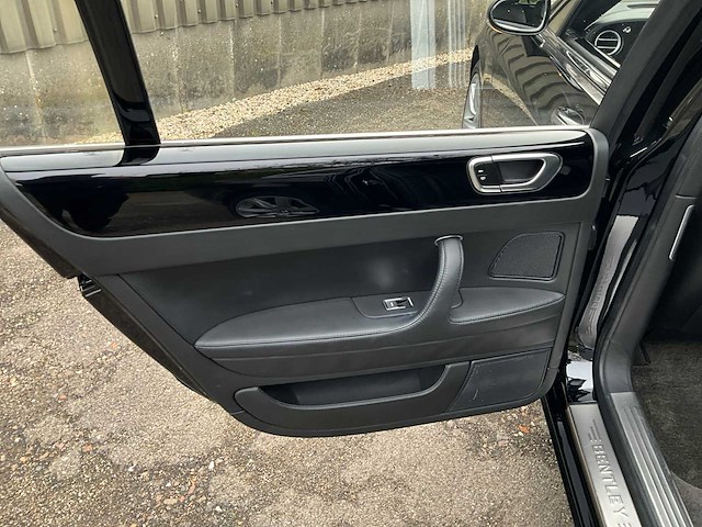 2006 bentley continental flying spur 6.0 w12 personenauto - afbeelding 17 van  33