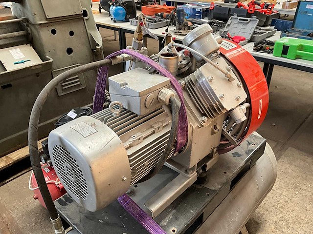 2006 berko zuigercompressor - afbeelding 4 van  8