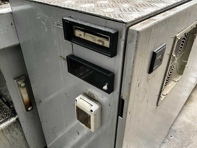 2006 bmb kw28pi/3450 spuitgietmachine - afbeelding 8 van  36