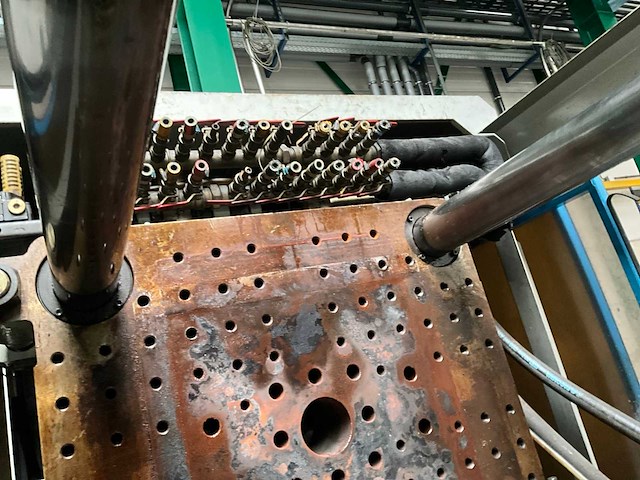 2006 bmb kw28pi/3450 spuitgietmachine - afbeelding 17 van  36