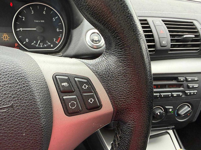 2006 bmw 1-serie 118i personenauto - afbeelding 2 van  14