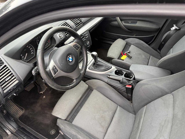 2006 bmw 1-serie 118i personenauto - afbeelding 11 van  14