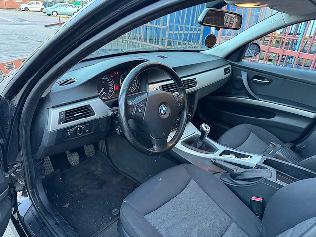 2006 bmw 3-serie 318i sedan 05-sg-gn - afbeelding 1 van  1