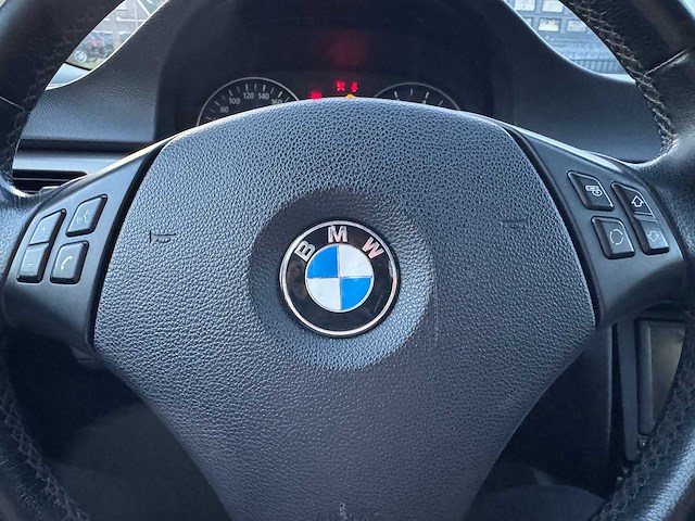 2006 bmw 3-serie 318i sedan 05-sg-gn - afbeelding 1 van  3