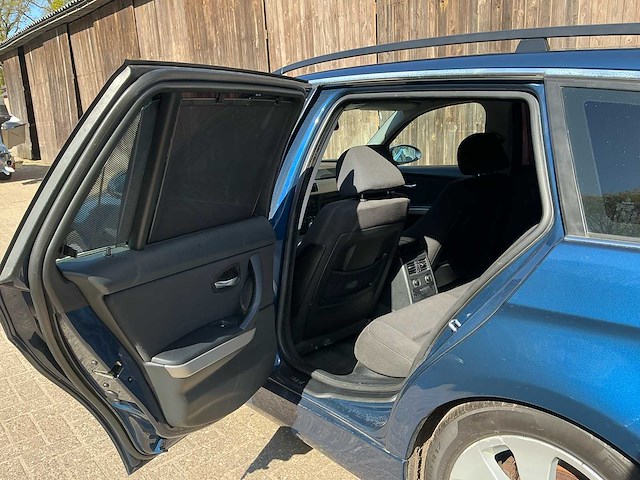 2006 bmw 3-serie touring 325i high executive personenauto - afbeelding 7 van  30