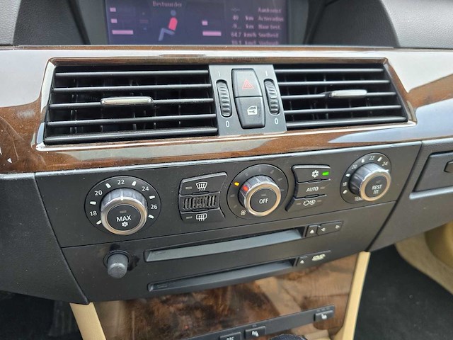 2006 bmw 5-serie touring 530i high executive personenauto - afbeelding 4 van  18