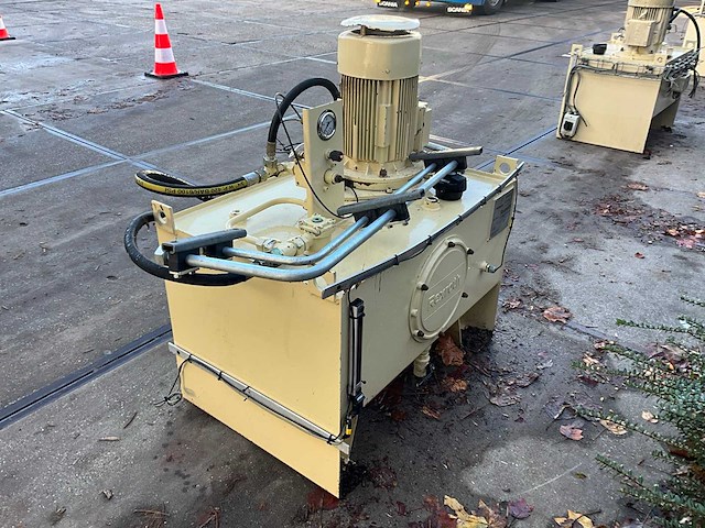 2006 bosch / rexroth hydraulisch aggregaat - afbeelding 4 van  11