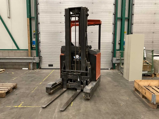 2006 bt rr e2 reachtruck - afbeelding 1 van  16