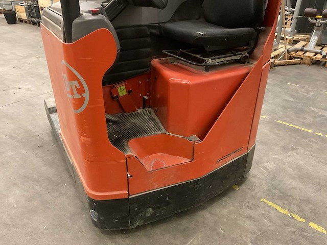 2006 bt rr e2 reachtruck - afbeelding 13 van  16