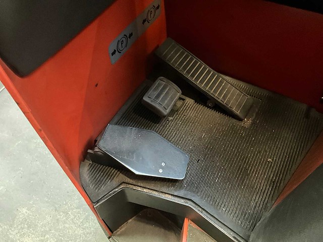 2006 bt rr m14 reachtruck - afbeelding 13 van  16