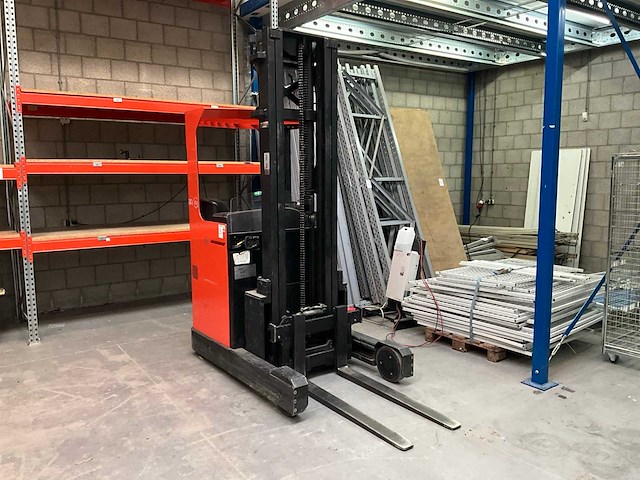 2006 bt rr m14 reachtruck - afbeelding 2 van  16