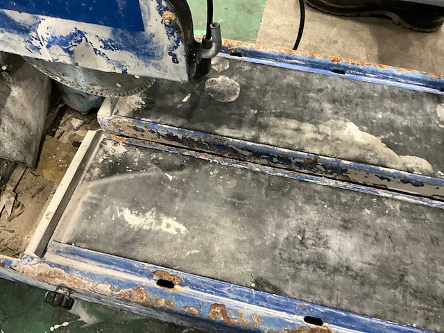 2006 carat buk265000 tegelzaagmachine - afbeelding 6 van  9